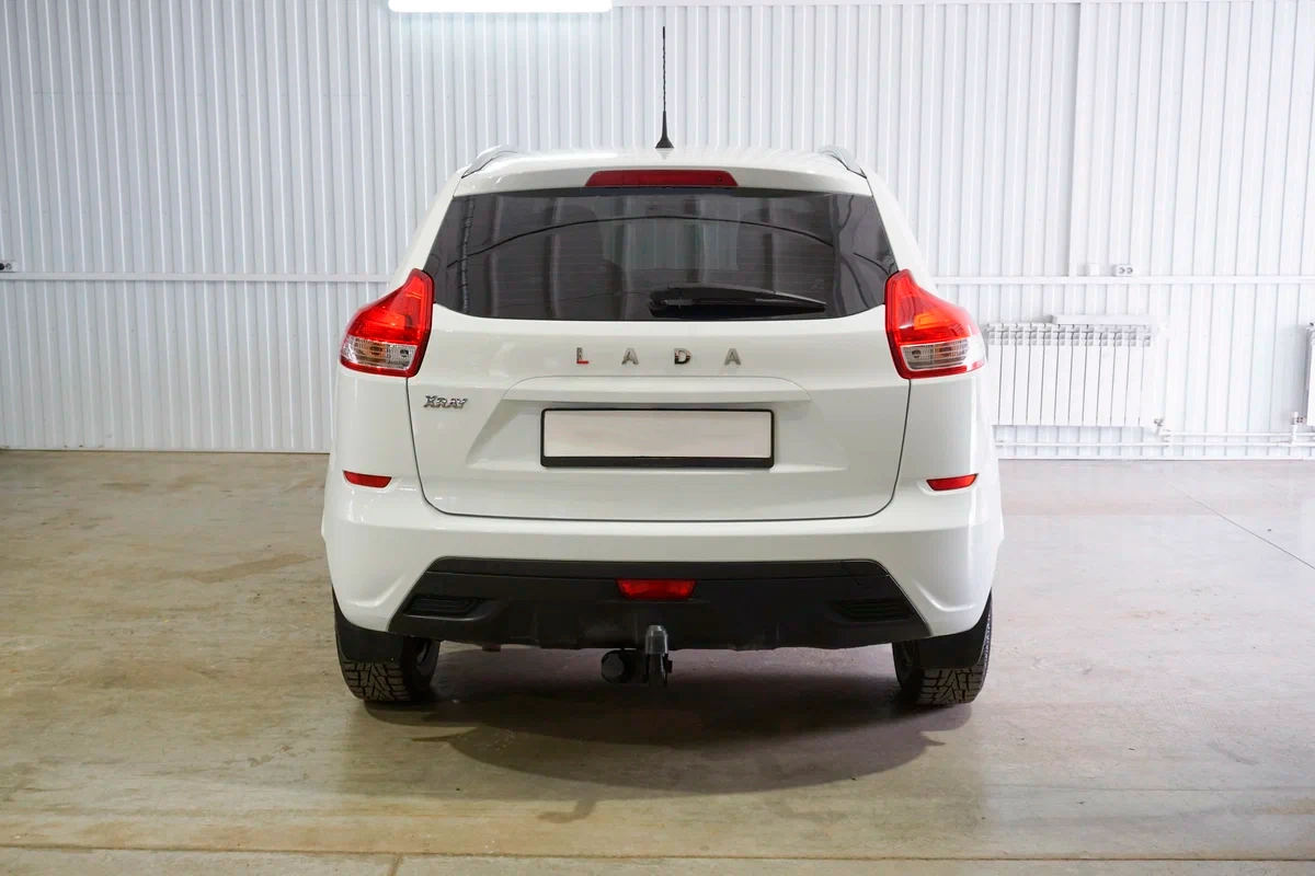 Lada Xray - фото №5