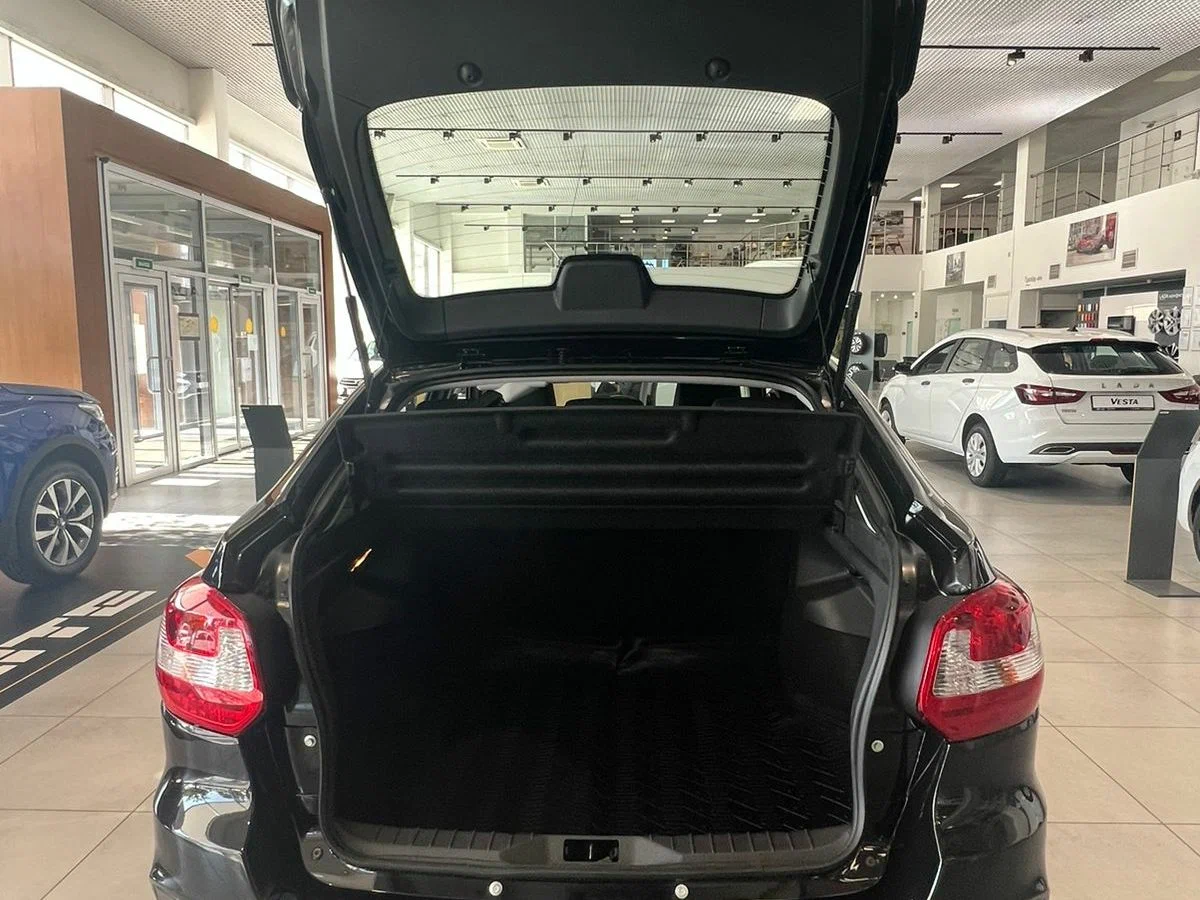 Lada Granta Sportline Лифтбек - фото №4